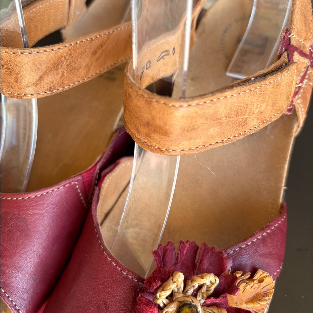 Think! Julia Backstrap Red Leather Floral Sandals Size EU 38 - Picture 13 of 16